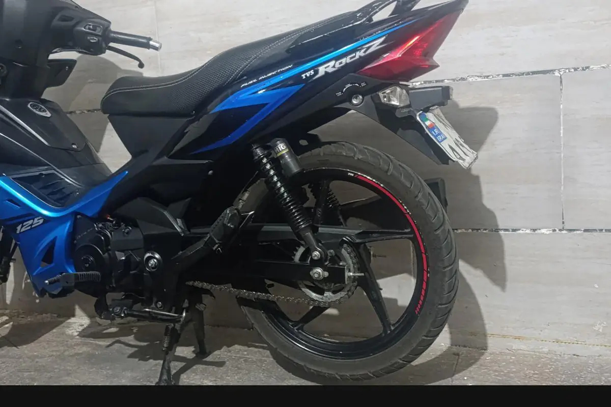 تی وی اس،  راکز