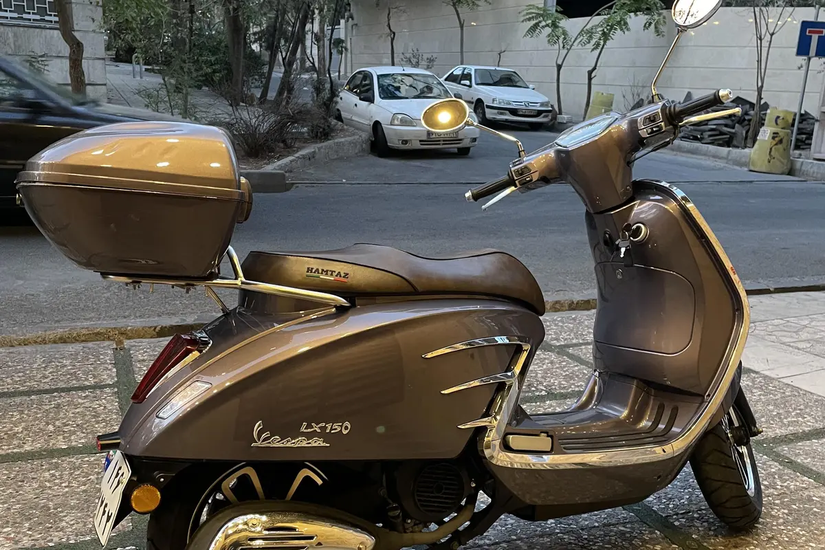 جهان همتا،  همتاز RS150