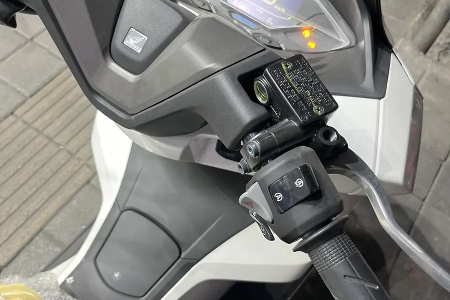 هوندا، PCX 160