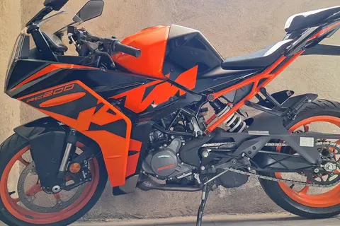 کی تی ام، RC200