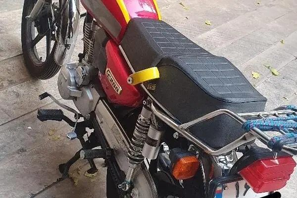 نیرو موتور شیراز، پرواز 200