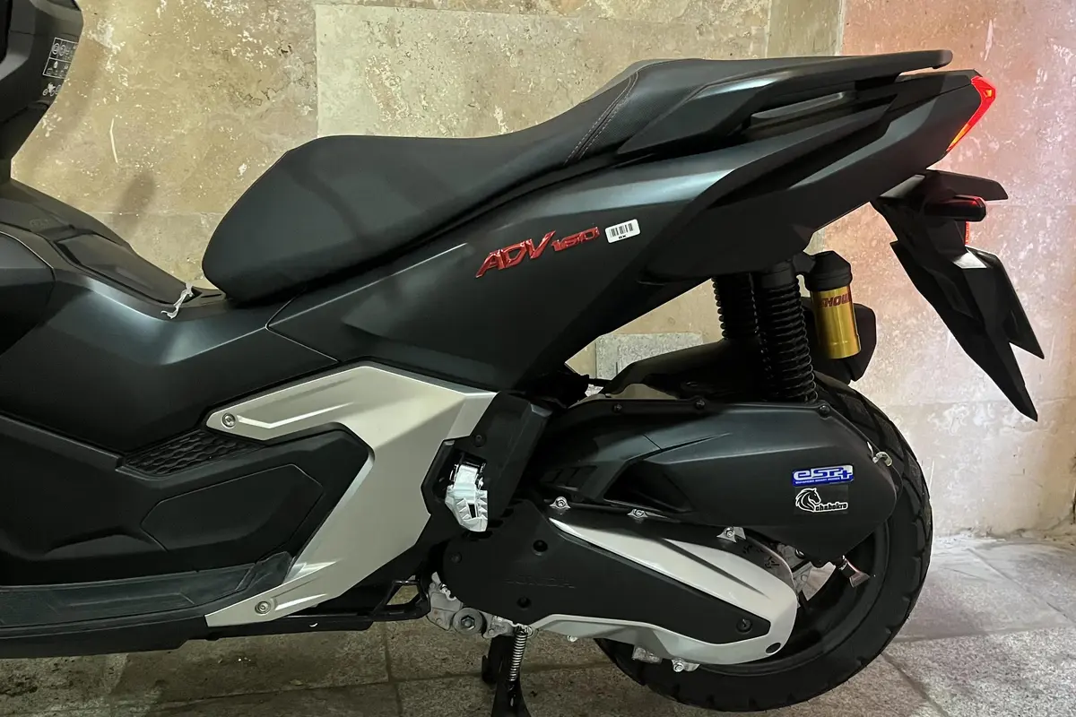 هوندا،  ADV 160