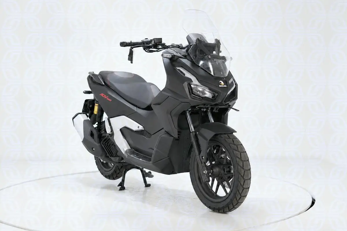 هوندا،  ADV 160