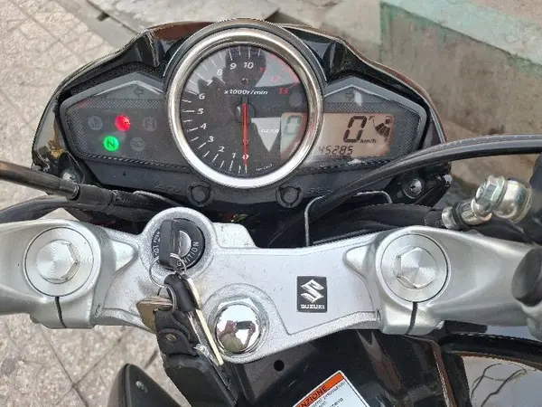 سوزوکی  250