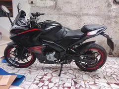 باجاج، پالس 200RS