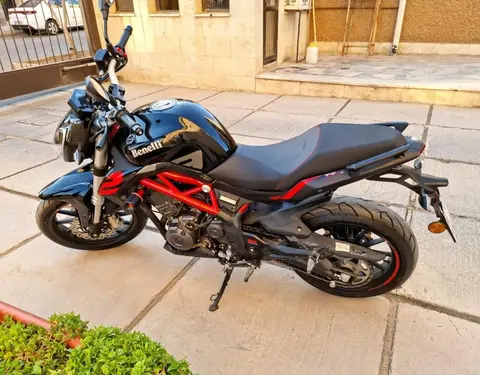 بنلی، TNT 300