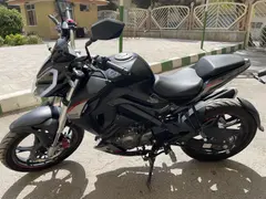 بنلی، TNT 180S