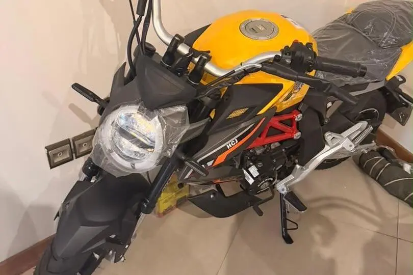 باجاج  XCD 125