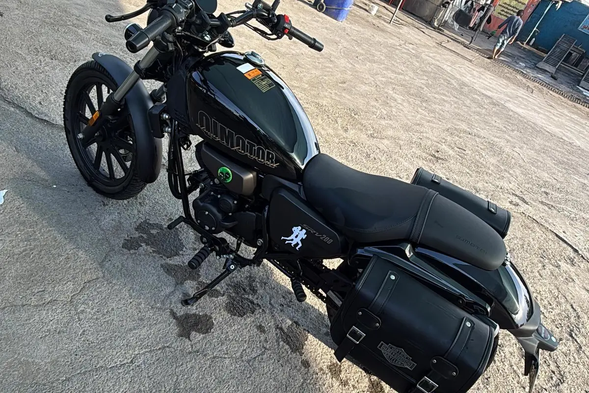 کیو جی موتور،  SRV200