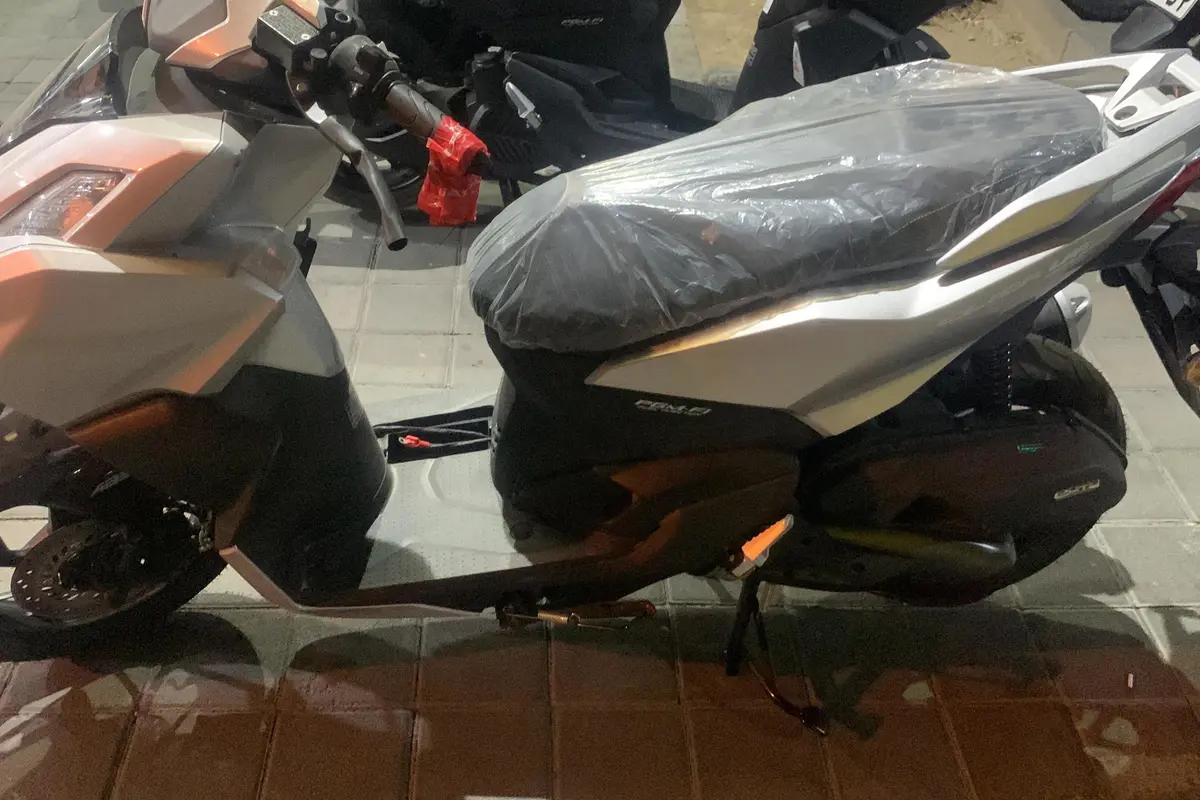 کبیر موتور،  NVX 180