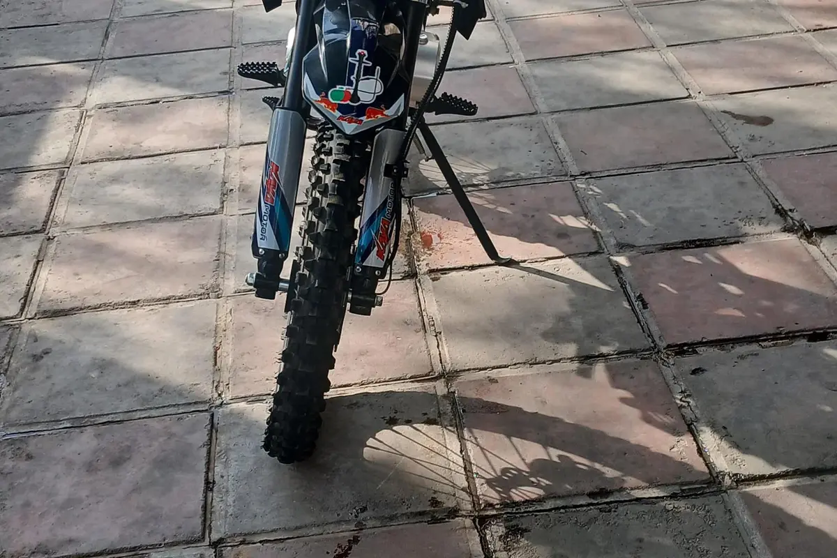 کویر موتور،  CDI125