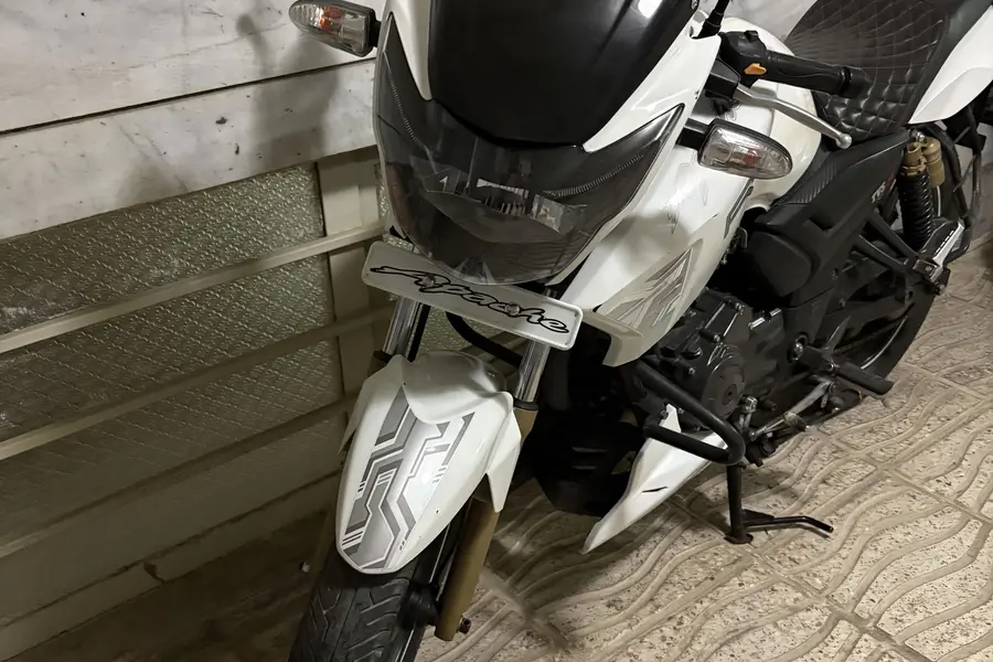 تی وی اس، آپاچی 180