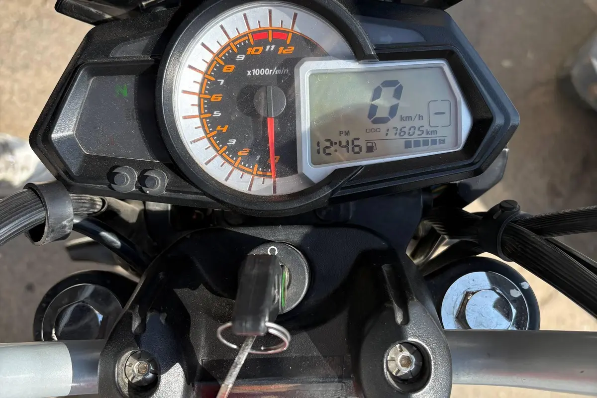 بنلی،  TNT 150