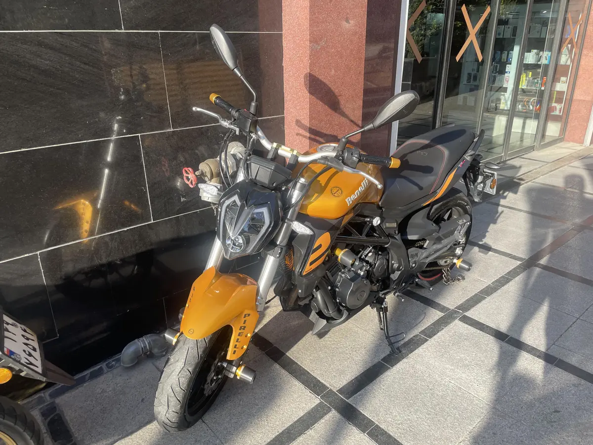 بنلی،  TNT 249S