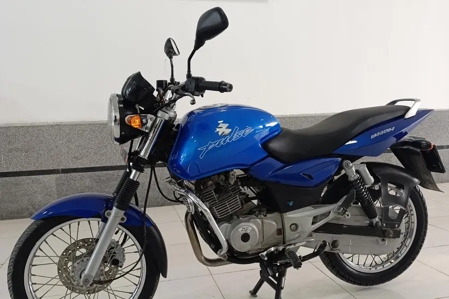 باجاج، پالس 180