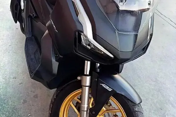 کبیر موتور  ADV 150i