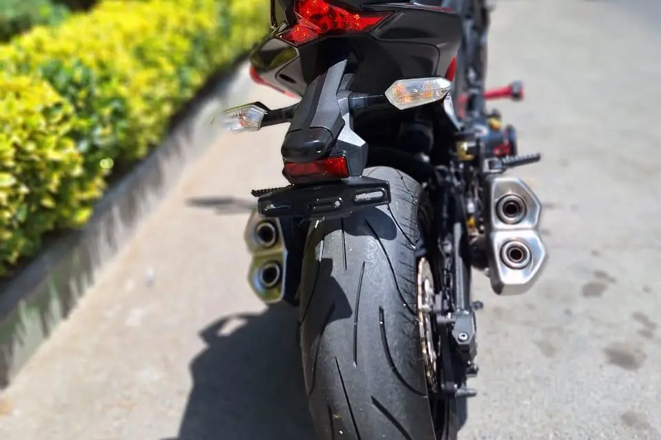 کاوازاکی،  Z1000