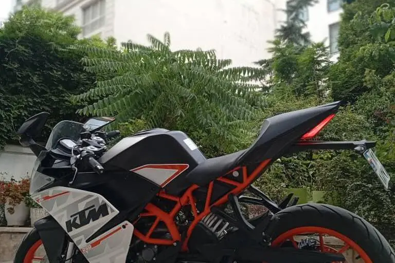 کی تی ام  RC 250