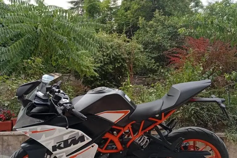 کی تی ام  RC 250