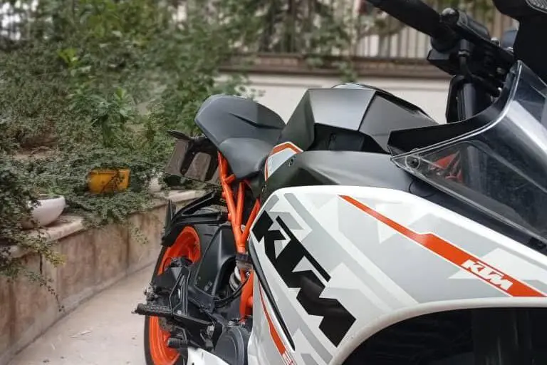 کی تی ام  RC 250