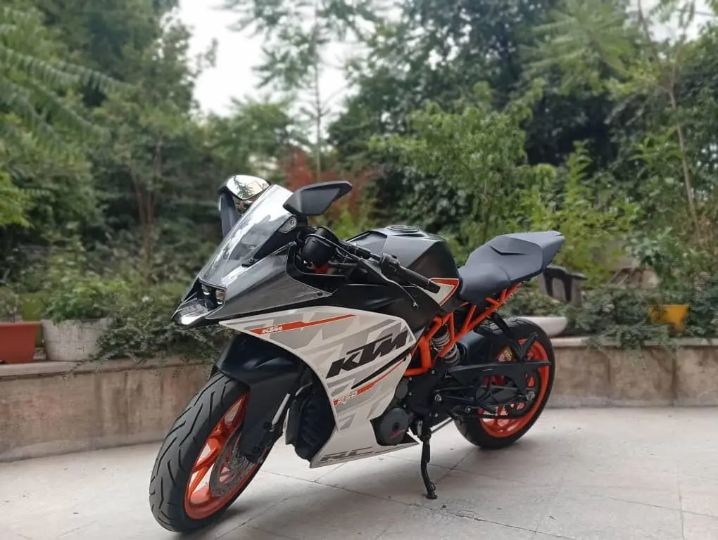 کی تی ام  RC 250