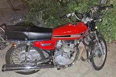 هوندا، CGL 125