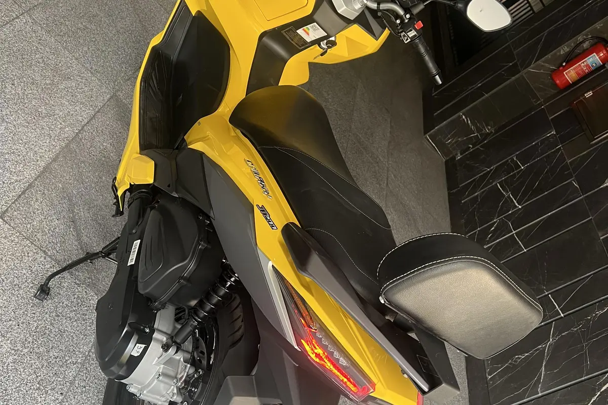 اس وای ام،  گلکسی JT200