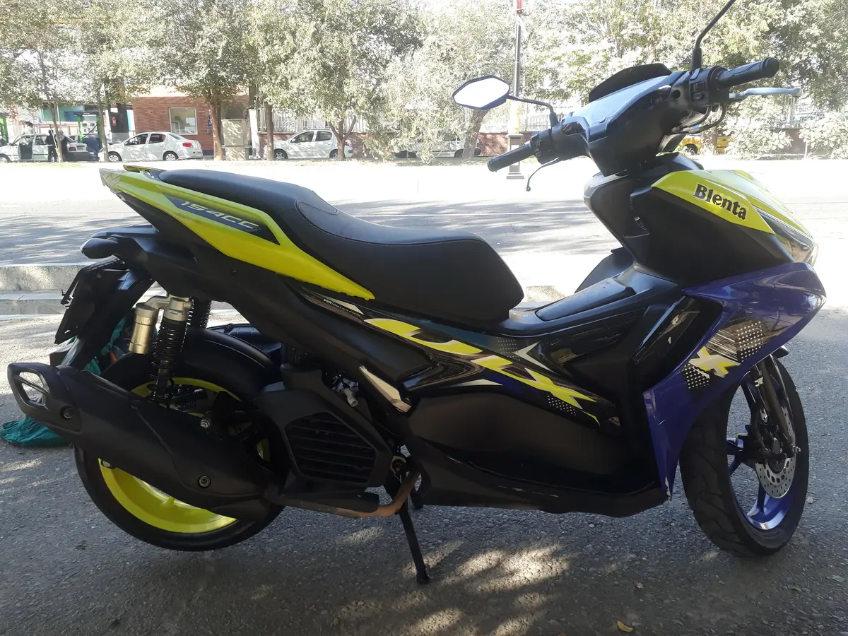 جهان همتا،  بلنتا VLX155