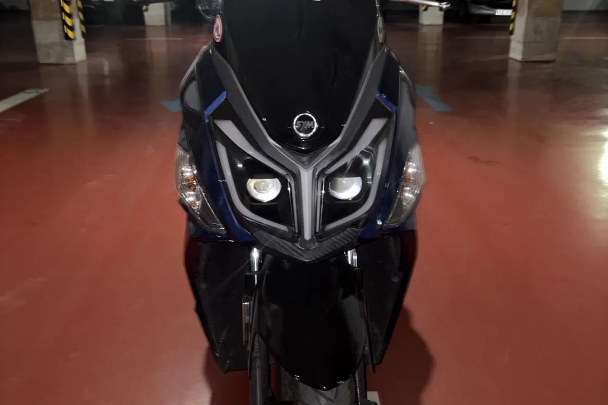 اس وای ام،  گلکسی J 200