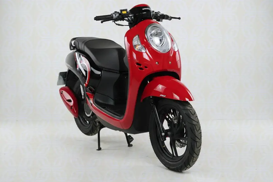 همراه سیکلت، طرح اسکوپی SY150