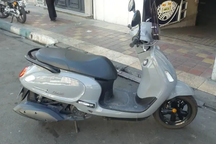 اس وای ام،  200