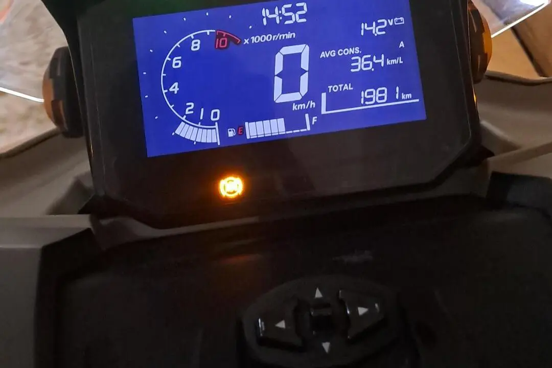 هوندا،  ADV 160