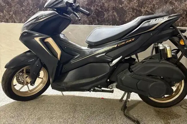 نیرو موتور شیراز،  گلکسی R155