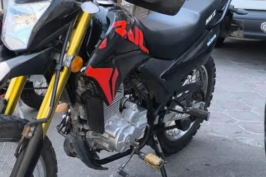 متین خودرو،  CRF 200