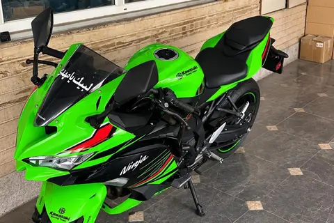 کاوازاکی، نینجا ZX-25RR