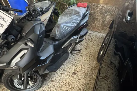 هوندا، ADV 160
