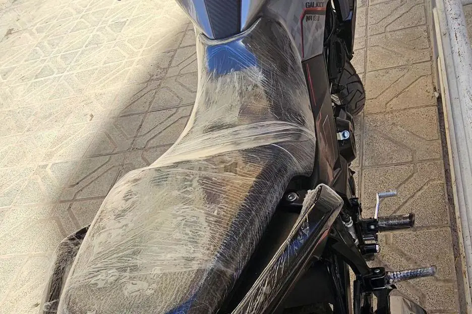 اس وای ام،  گلکسی NA 180