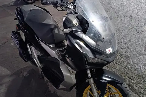 کبیر موتور، ADV 150i