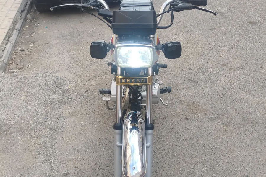 نیرو موتور شیراز، احسان 125