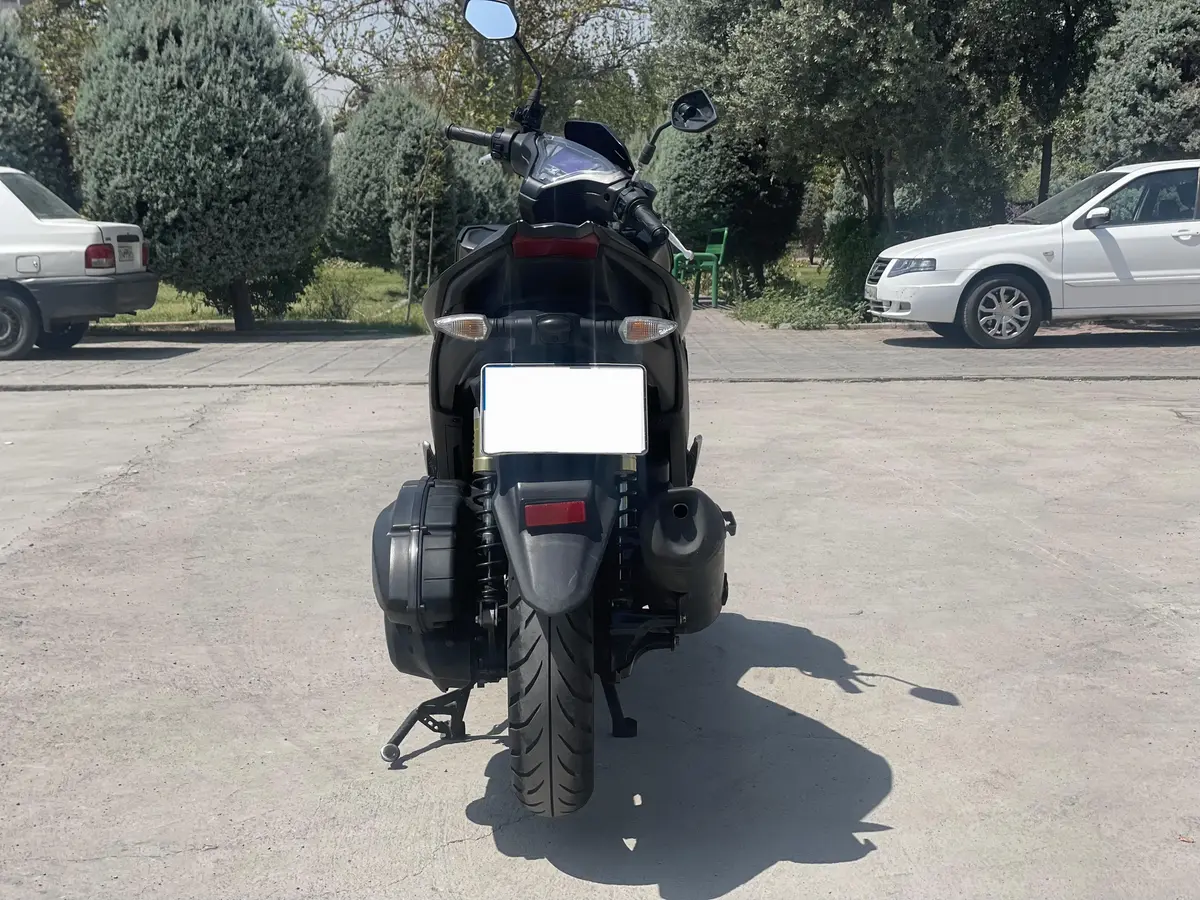 جهان همتا،  بلنتا VLX150