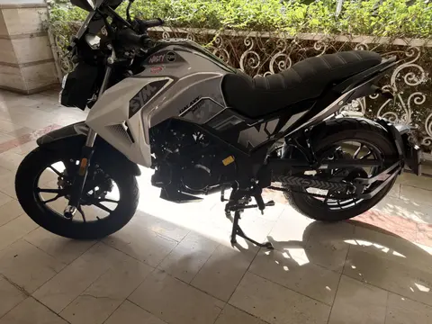 اس وای ام، گلکسی NA 180