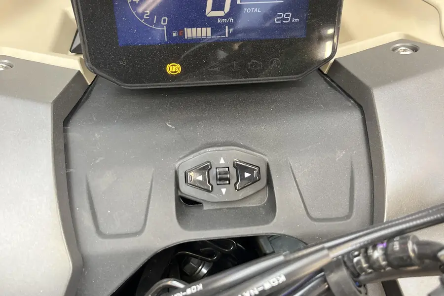 هوندا، ADV 160