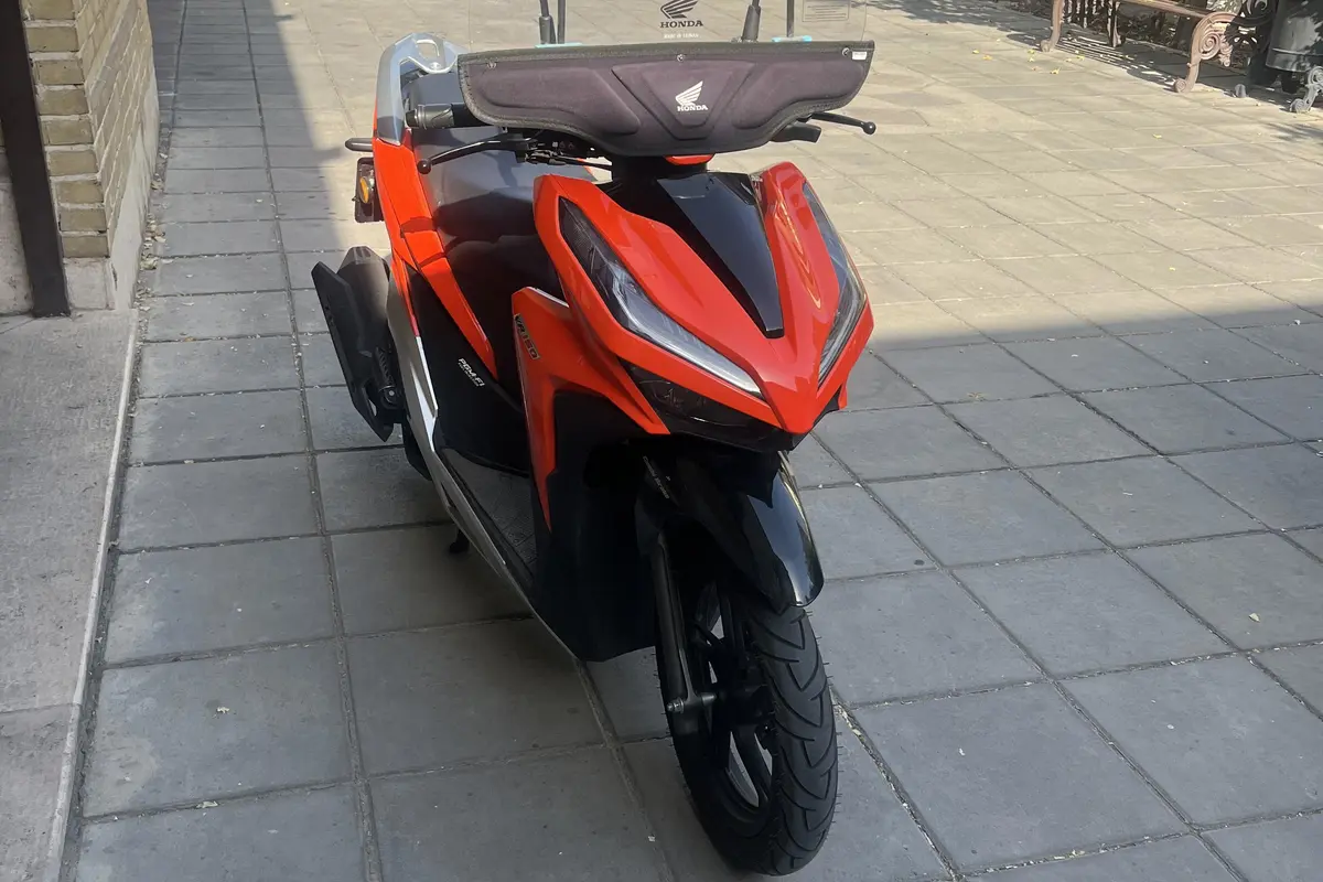 پاسارگاد سیکلت،  برمودا 150