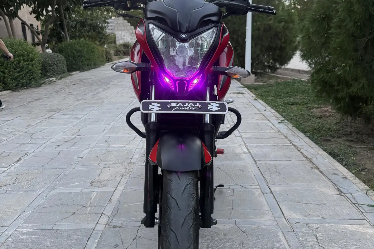 باجاج،  پالس 200NS