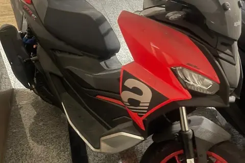 آپریلیا، STR GT 175S