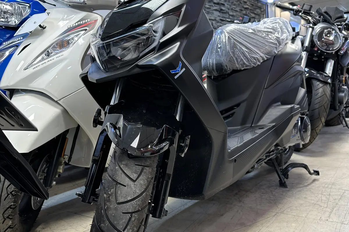 اس وای ام  گلکسی CX 200