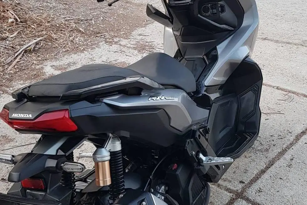 ثاقب خودرو  X ADV 150