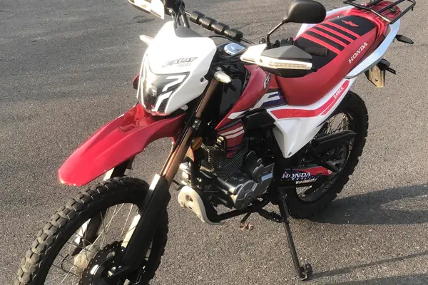 جهان همتا  فلات XR250