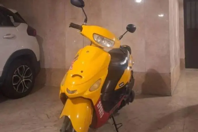 پرواز،  RD 125