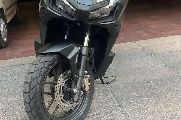 هوندا  ADV 160